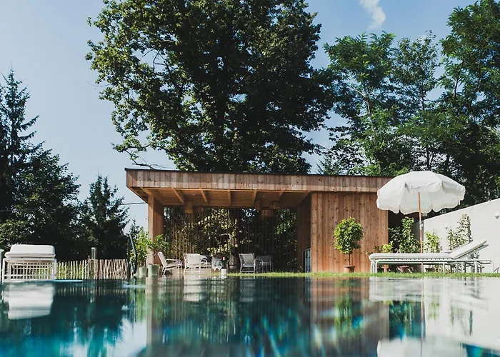 Theoldschool فندق مبيت وإفطار *